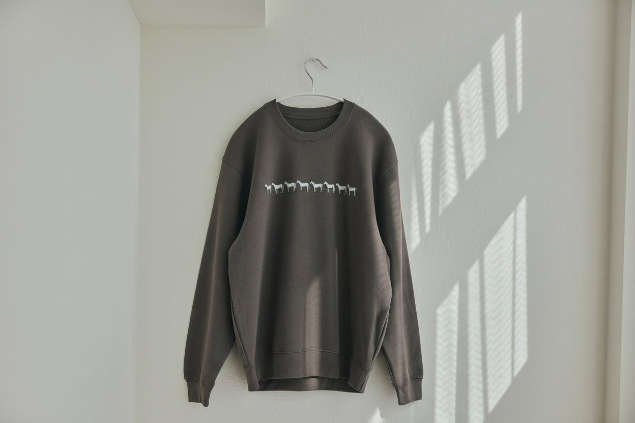 sweat tops｜新馬たちの行進