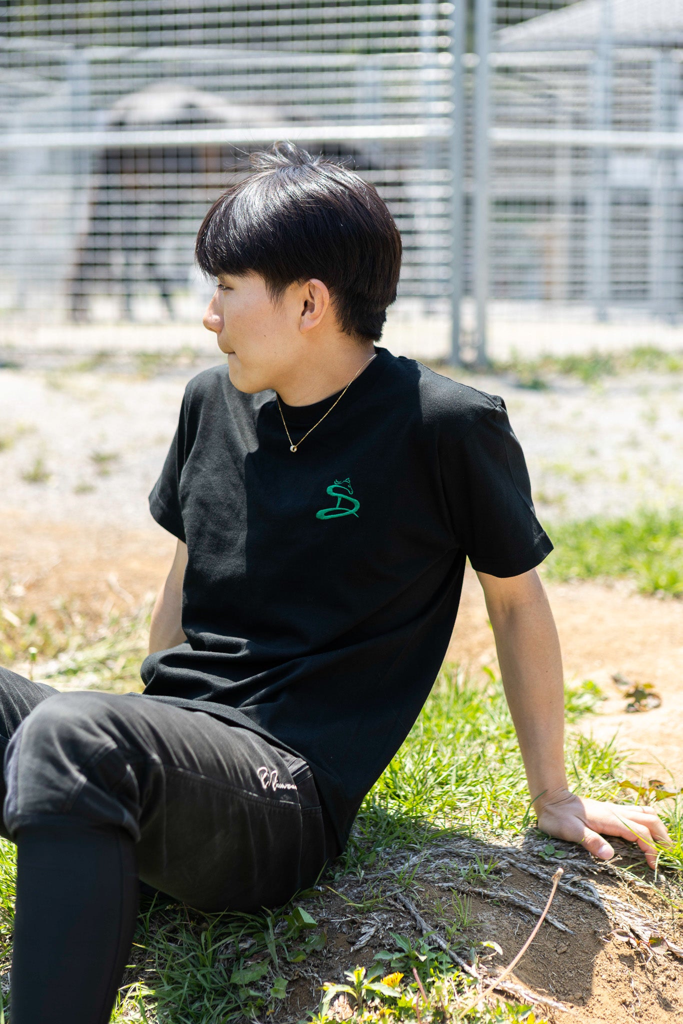 【佐々木大輔騎手】にんじんプレゼントTシャツ produced by HAYLIFE×Happy Horse Creators
