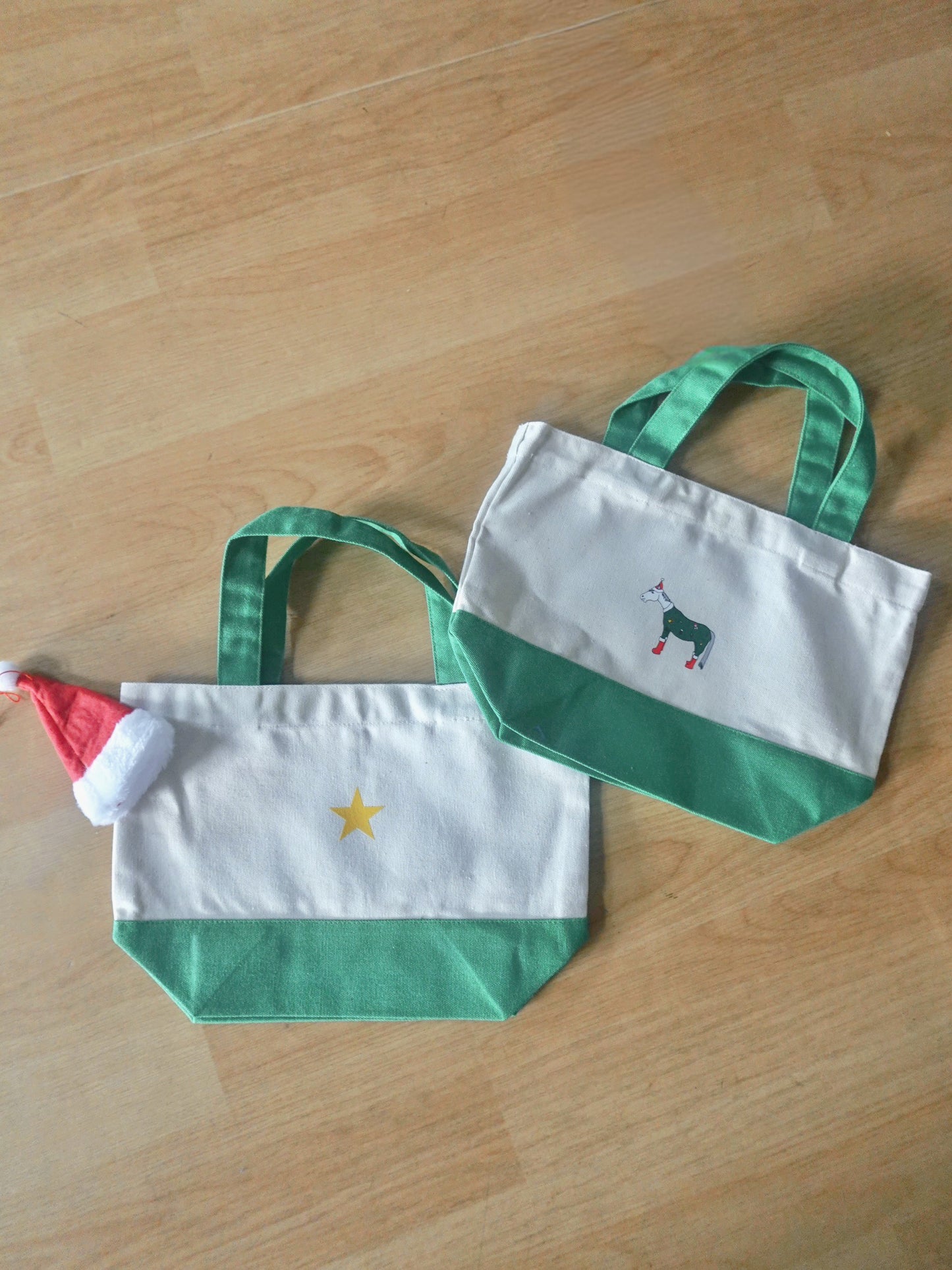 tote bag｜12月20日までの期間限定商品🎄 クリスマスHORSEのランチトート☆