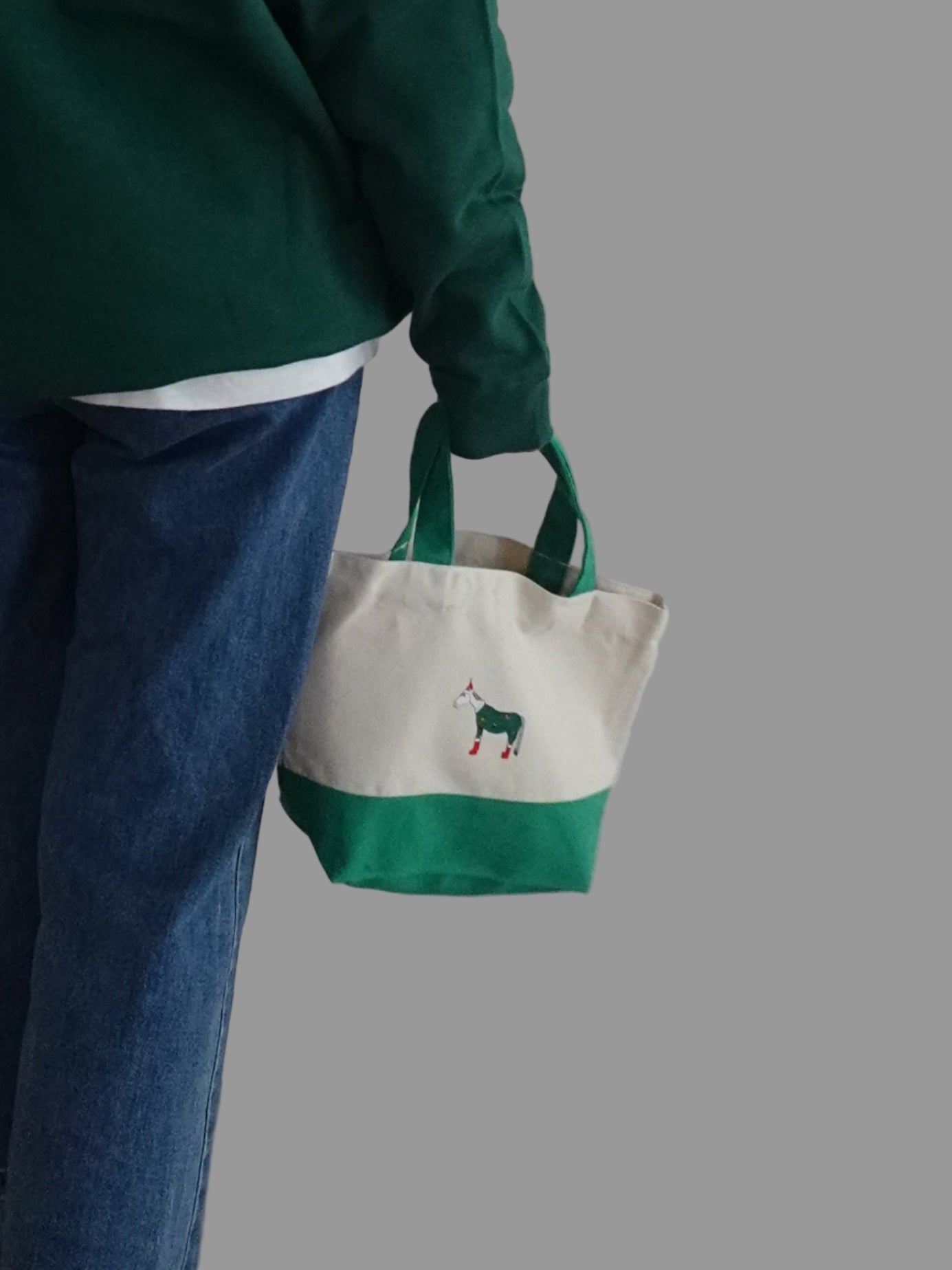 tote bag｜12月20日までの期間限定商品🎄 クリスマスHORSEのランチトート☆
